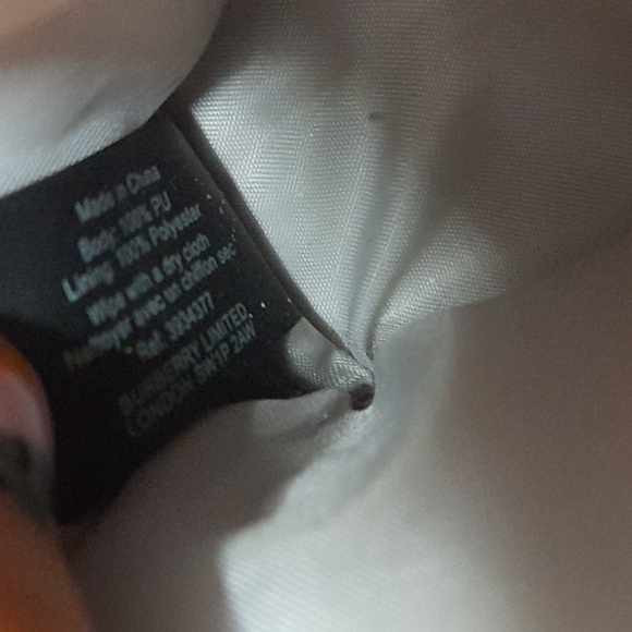 AUTHENTIC BURBERRY BEAUTY BAG - Picture 6 of 8